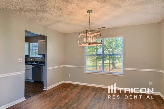 Building Photo - 6172 Wurtenburg Ct