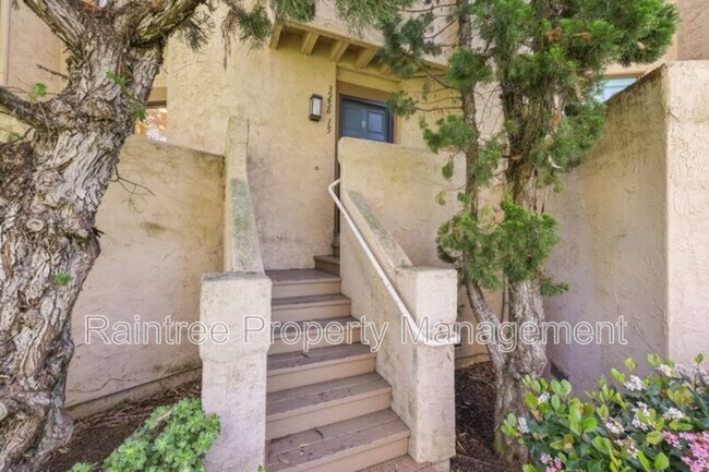 Foto del edificio - 3256 Via Marin