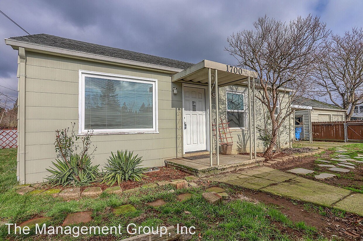 Primary Photo - 2 br, 1 bath House - 1700 E. 33rd Street
