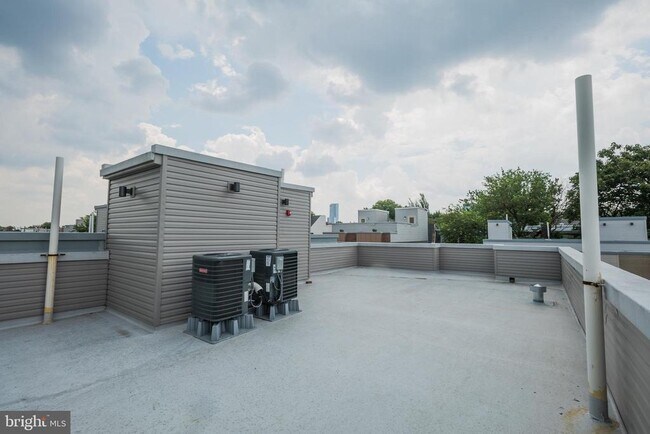 Building Photo - 3721 Brandywine St