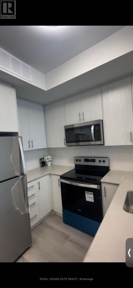 Photo du bâtiment - 3546 Colonial Dr