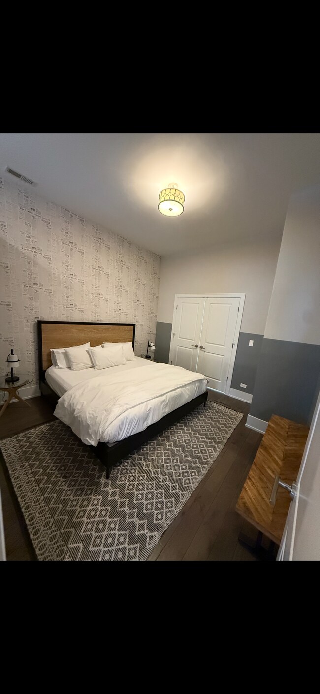 Foto del edificio - 318 S Halsted St