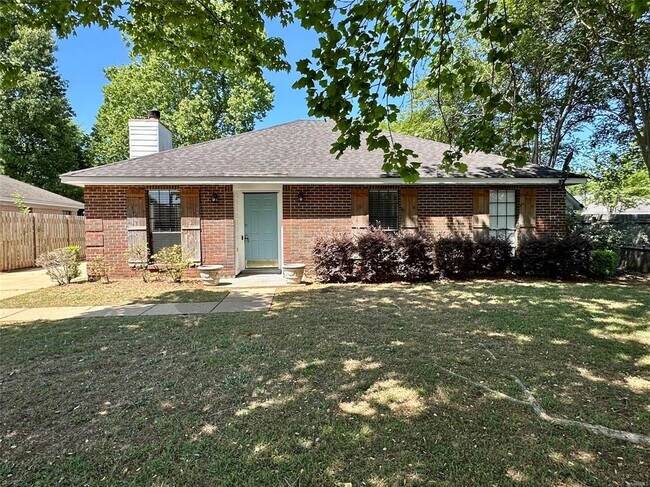 Foto del edificio - 7204 Brampton Ln