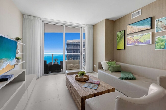 Building Photo - 4111 S Ocean Dr