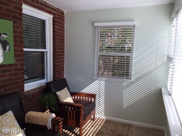 Building Photo - 2710 Farnsworth Dr