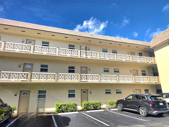 Foto del edificio - 3531 NW 50th Ave