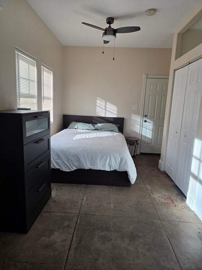 Primary Sleeping Area - 1049 N Jacobus Ave