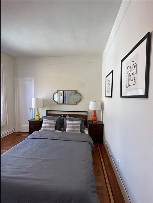 Building Photo - 1492 1st Ave