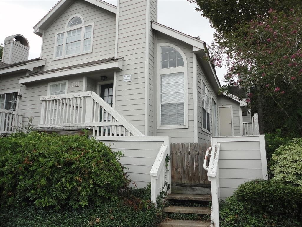 111 Dunbar Estates Dr Unit 904, Friendswood, TX 77546 Condo for Rent