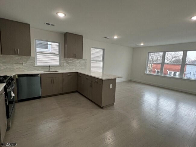 Foto del edificio - 470 S 16th St