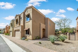 Building Photo - 4261 N Golden Ridge Ln