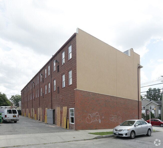 839 Prospect Ave Westbury, NY 11590 Rentals Westbury, NY