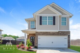 Building Photo - 3225 Northfield Ln