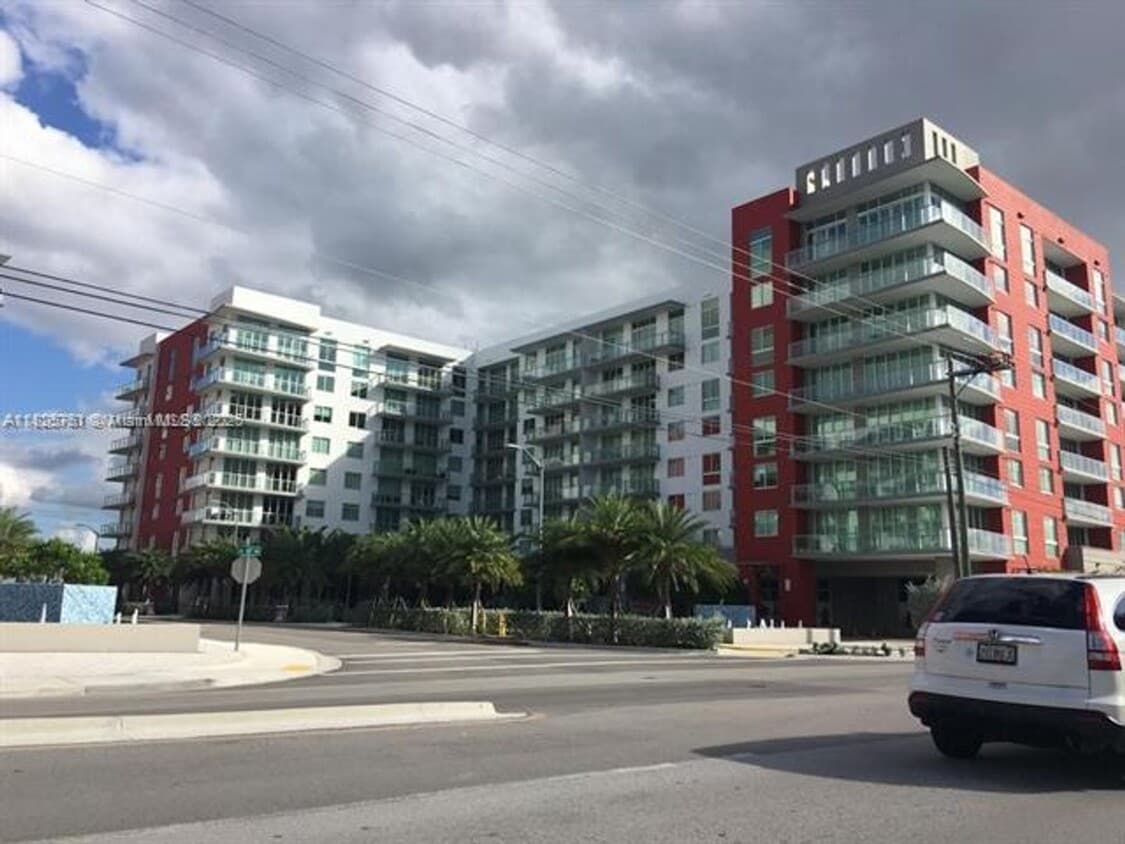 Photo - 7751 NW 107th Ave unit 707 (A11825761)