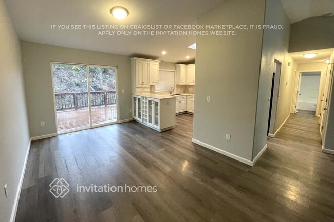 Building Photo - 1302 116th Dr SE