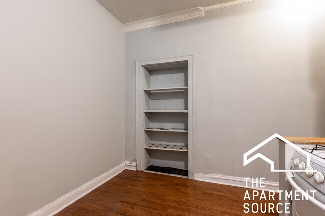 Foto del edificio - 4641 N Paulina St