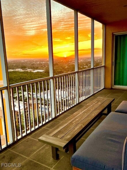 Foto del edificio - 2745 1st Street Unit 2306