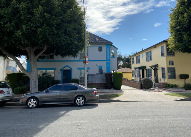 Photo - 10227 1/2 S 8th Ave Apartments