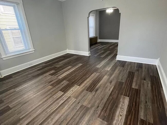 Building Photo - 47 W 17th St