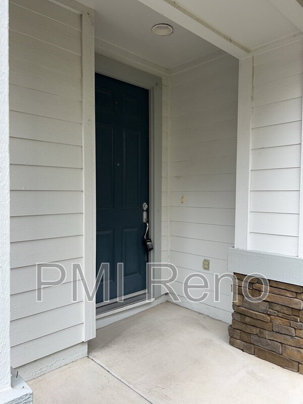 Foto del edificio - 9274 Lone Wolf Cir