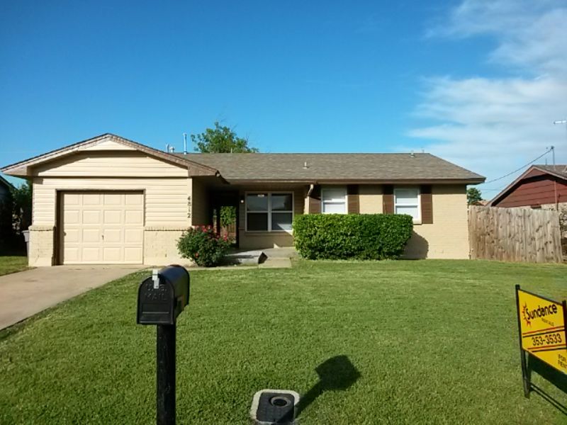 Primary Photo - 4812 SE Avalon Ave