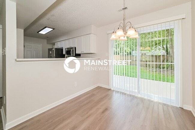 Building Photo - 3 Bedroom Pet-Friendly Home in KNOXVILLE, ...