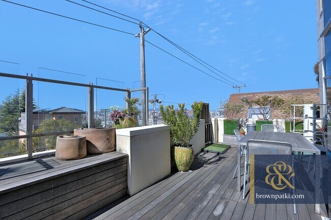 Photo - 807 Kansas St Apartment