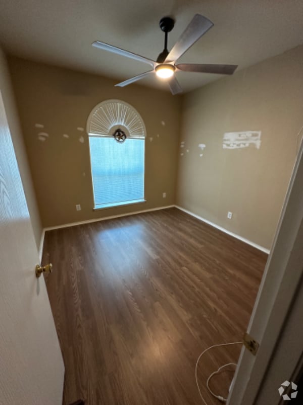 Building Photo - 2121 Turtle Cove Dr