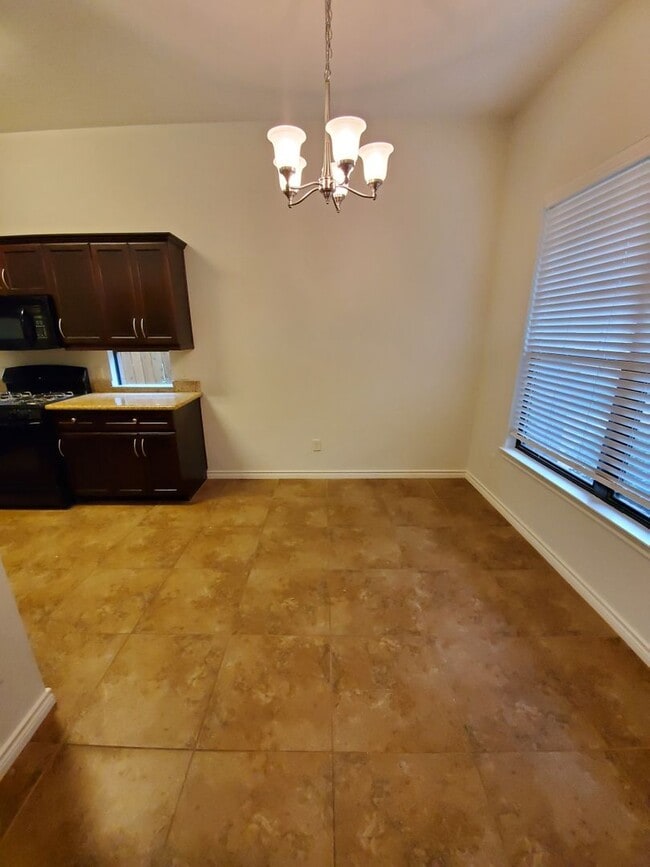 Foto del edificio - College Station - 3 bedroom / 2 bath / 2 c...
