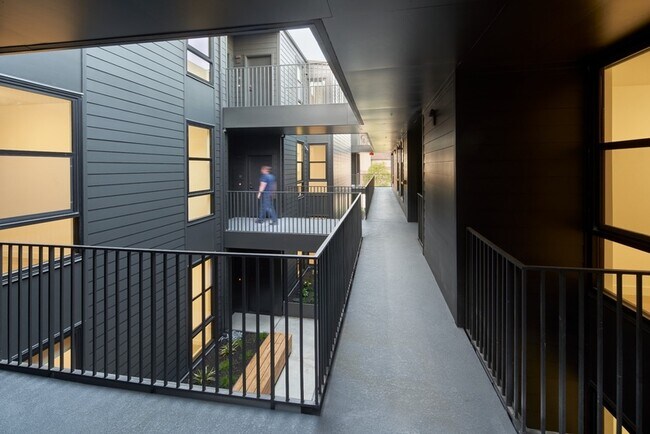 Foto del edificio - 4435 Piedmont Ave