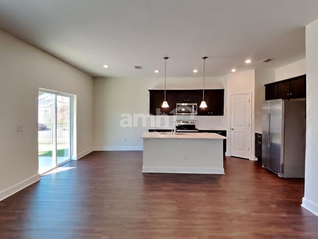 Foto del edificio - 33808 Thyme Drive
