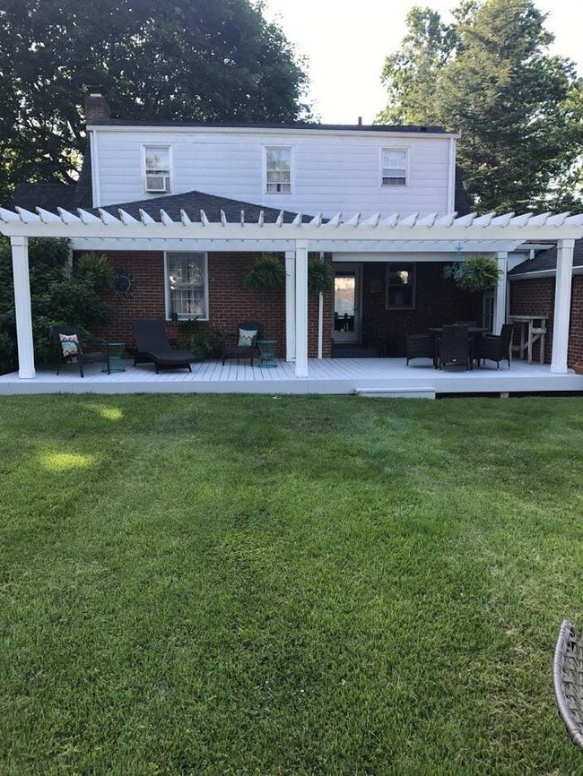 Building Photo - 3 br, 2 bath House - 1904 Mimosa Drive