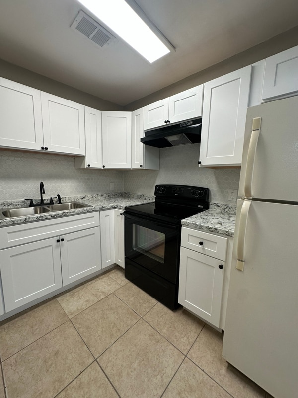 Foto del edificio - 4833 Serafica Dr