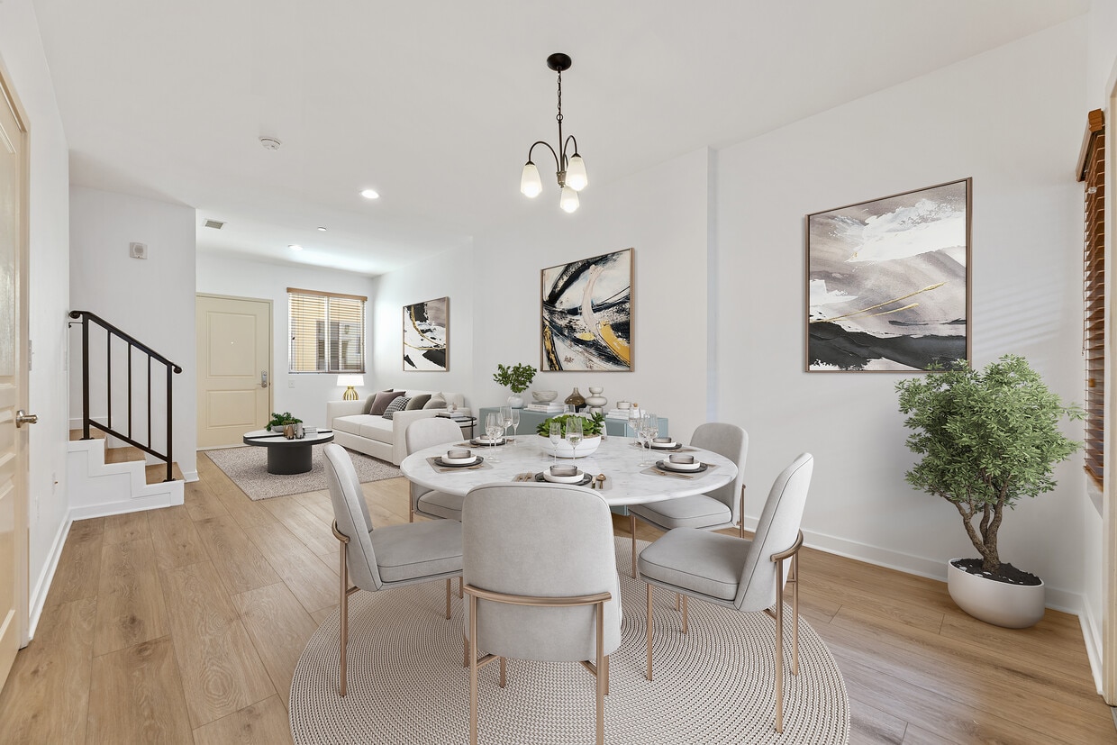 Livingroom - 13439 Burbank Blvd