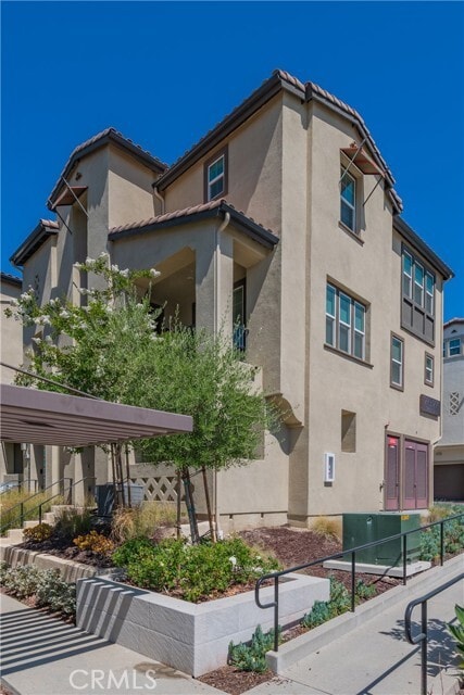Building Photo - 12173 Meridian Dr
