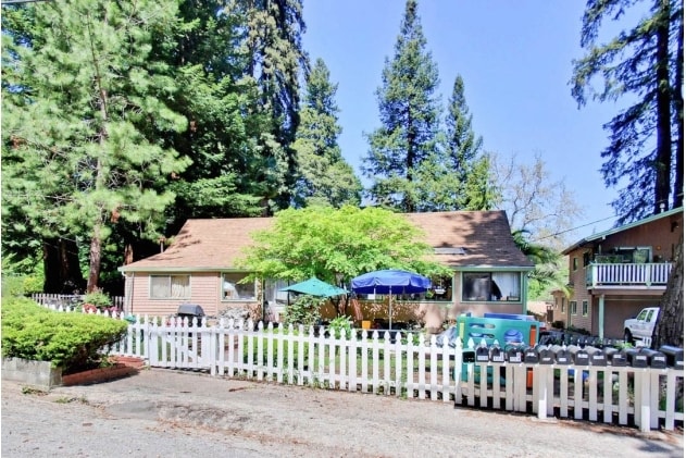 Building Photo - 140 Hillside Ave