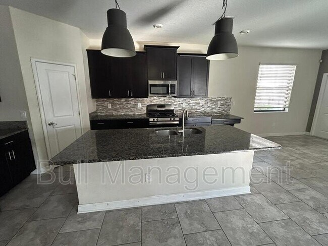 Building Photo - 15036 Night Heron Dr