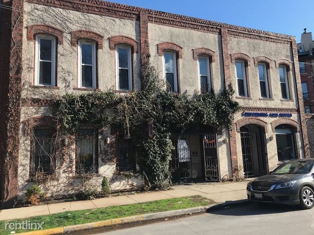 Primary Photo - 2 br, 2.5 bath Apartment - 630 W Webster Ave