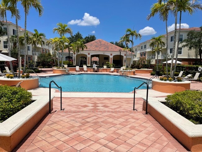 Foto del edificio - 9905 Baywinds Blvd