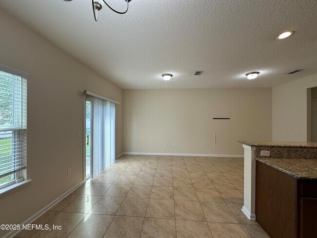 Building Photo - 111 Moultrie Village Ln
