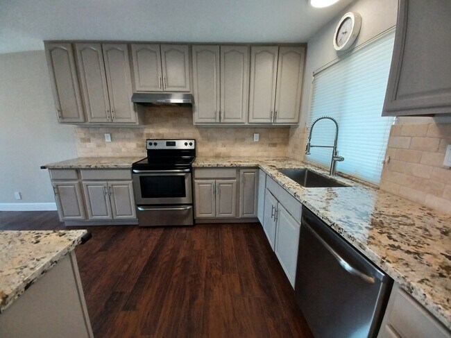 Building Photo - 4964 Antioch Loop