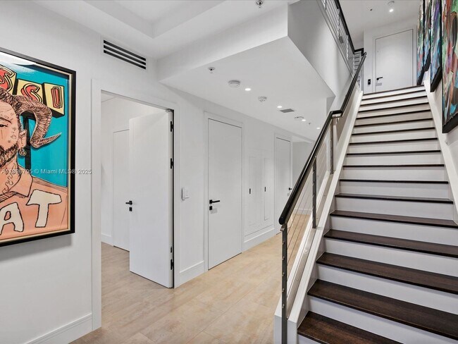 Foto del edificio - 3501 N Ocean Dr