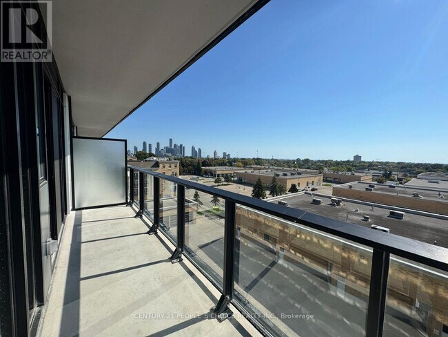 Building Photo - 801-801 The Queensway