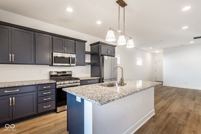 Foto del edificio - 4834 Crittenden Ave
