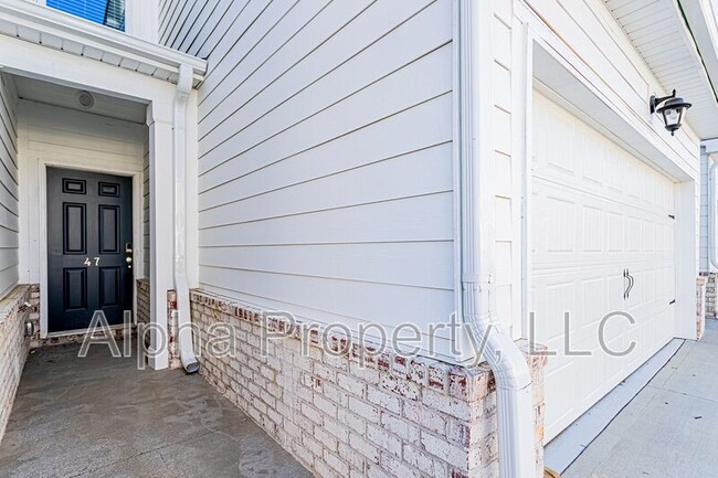 Photo - 47 Centimeters Dr Townhome