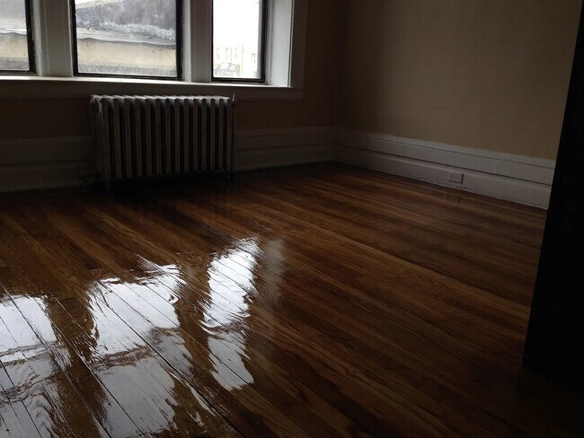 Foto del edificio - 810 Broadway