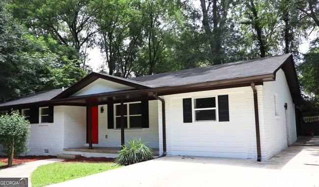 Foto del edificio - 3793 Rainbow Dr