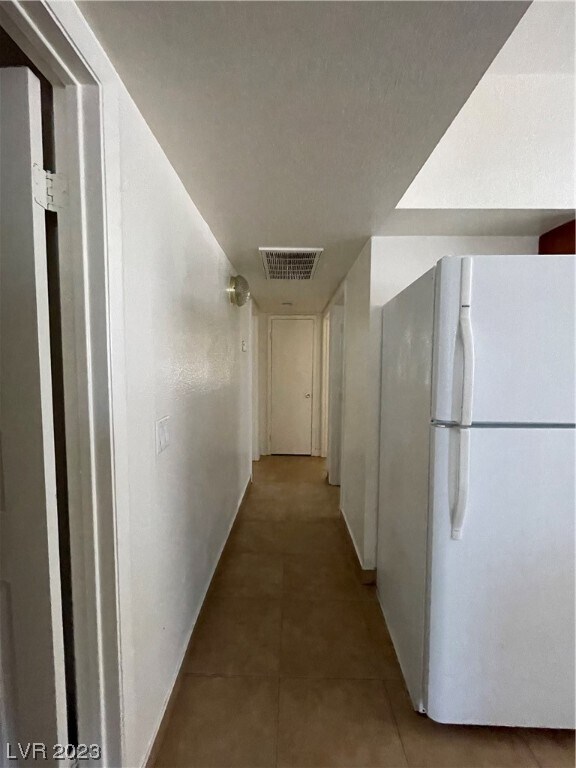 Building Photo - 5675 E Lake Mead Blvd