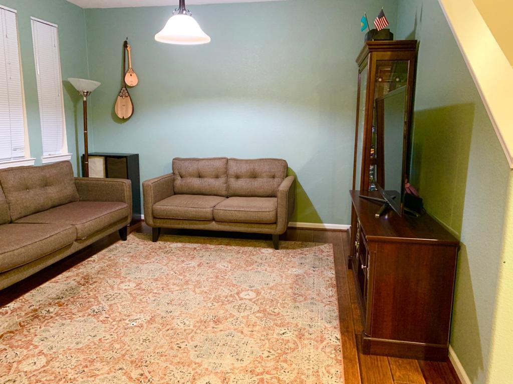 Building Photo - 3121 Village Park Dr