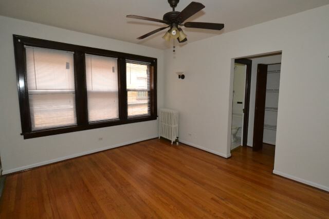 Building Photo - 1228 W Carmen Ave